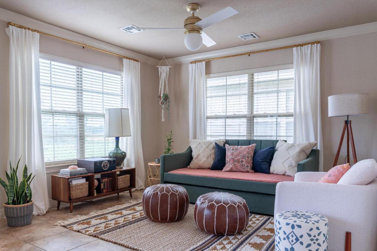 Cottage Getaway - Quiet Cottage Charm Near U Of A เฟย์เอตต์วิลล์ ภายนอก รูปภาพ